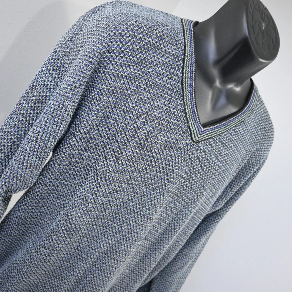 VTG Tricots St Raphael Knitted V Neck Sweater Rayon Nylon USA MADE Mens Large